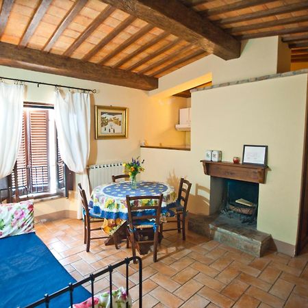 Casa Castellina Hostal Foligno Habitación foto